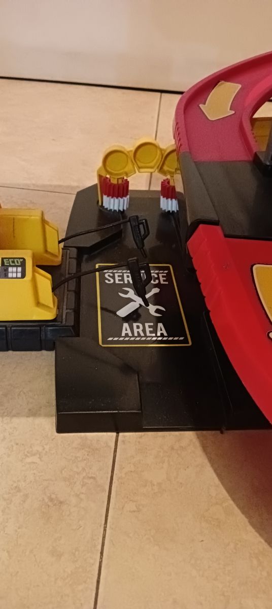 Parking coches 5 plantas molto