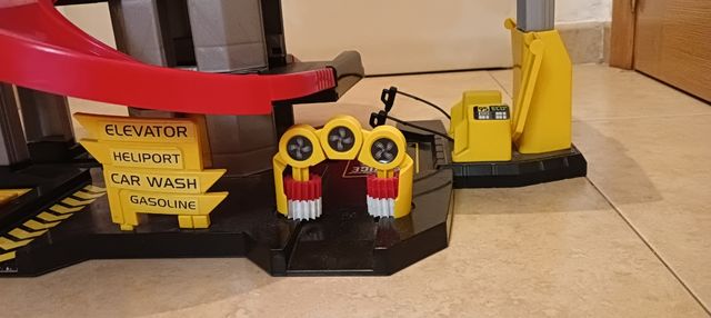 Parking coches 5 plantas molto