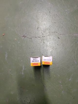 Bujías Piaggio MP3 nuevas
