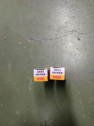 Bujías Piaggio MP3 nuevas