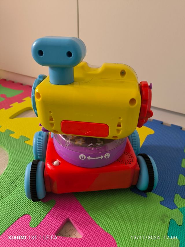 Robot Fisher Price
