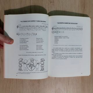 Libro "Música y tradiciones populares"