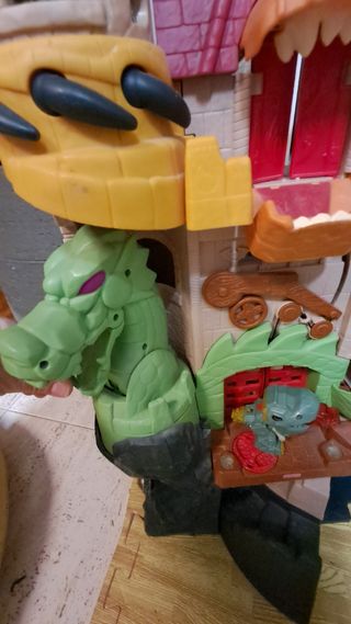 Fortaleza de mundo dragón Fisher price