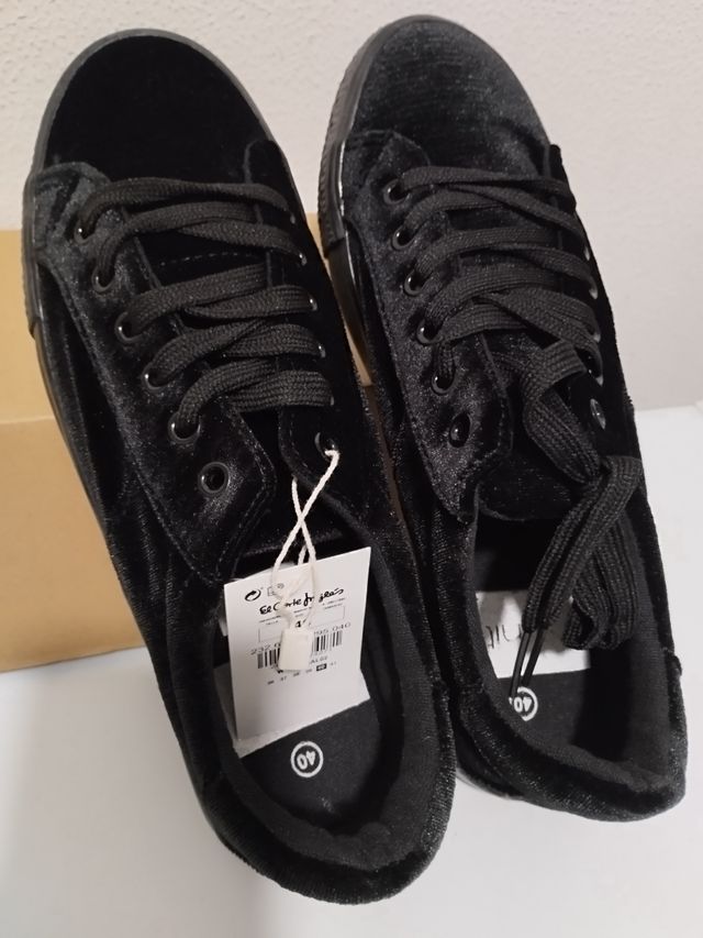 Zapatillas de terciopelo número 40/39