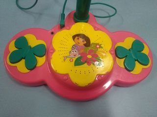 Micro y Guitarra DORA