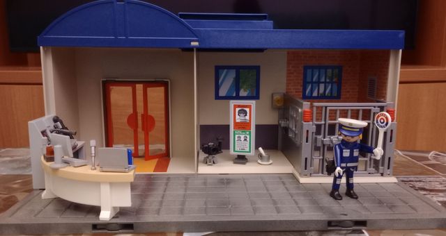 💼 Comisaría Playmobil