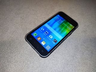 Samsung Galaxy j1 smartphone