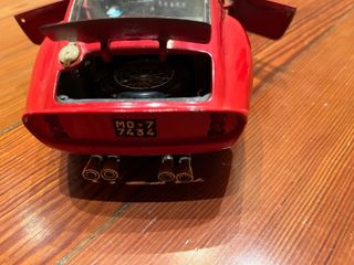 Maqueta de metal Ferrari 250 GTO (1962) 1:18