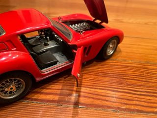 Maqueta de metal Ferrari 250 GTO (1962) 1:18