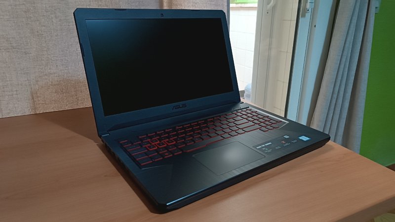 Portátil Asus TUF Gaming i7-8750H afbeelding 2