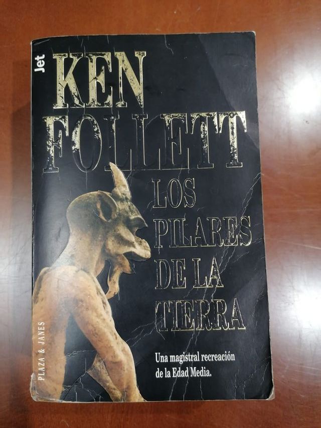 Los Pilares de la Tierra