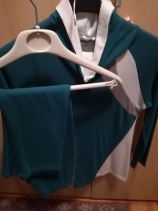 Completo maglia con leggings