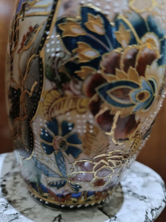 ANTIGUO JARRÓN CHINO DE PORCELANA