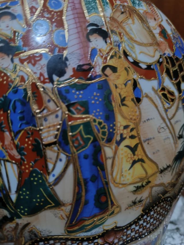 ANTIGUO JARRÓN CHINO DE PORCELANA