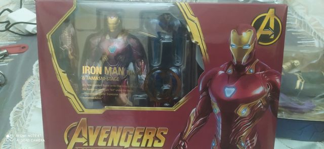 Marvel Ironman e TANOS infinity war