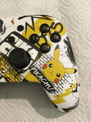 Mando Nintendo switch pikachu graffiti edition