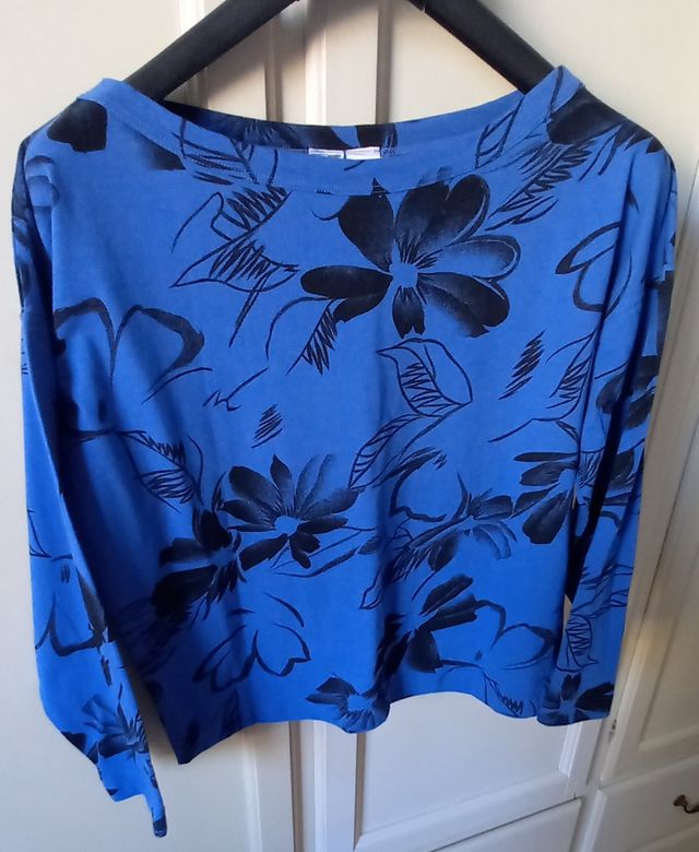 Top con maniche lunghe