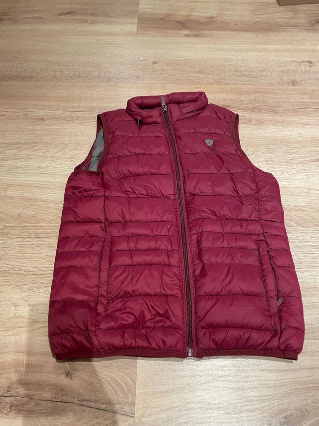Chaleco granate niño. Talla 10-12