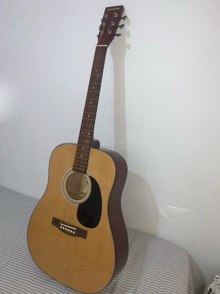 Guitarra acustica