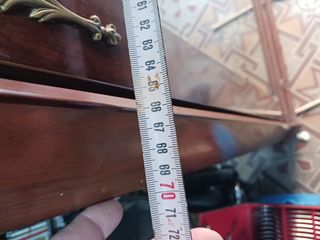 Vitrina de cristal con un cajón vintage 