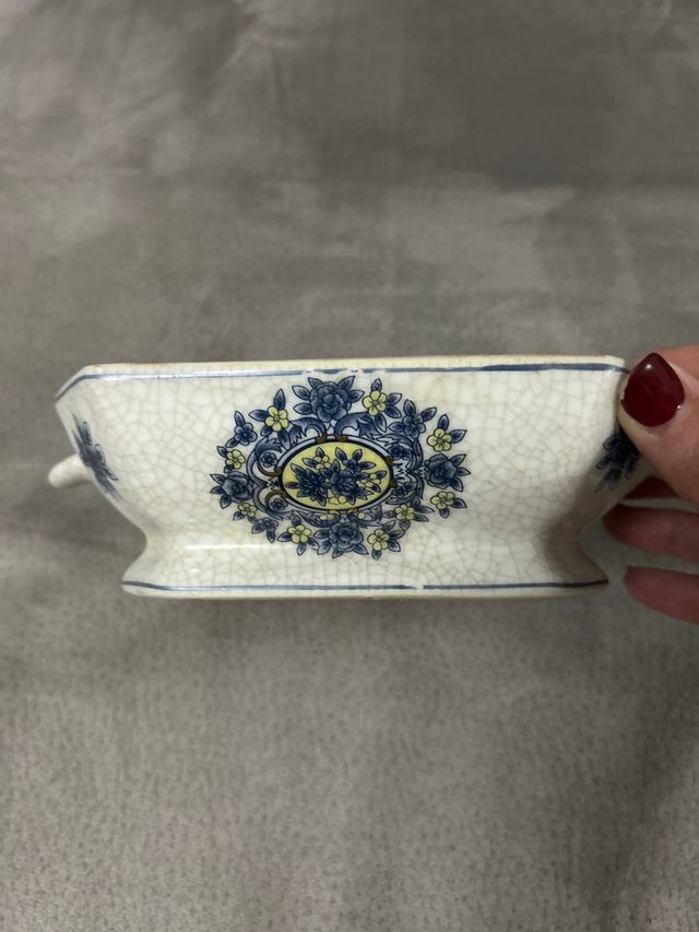 Bombonera de cerámica craquelada