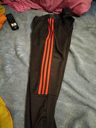 Pantalón chándal Adidas niña..talla s