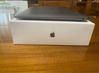 Macbook Air 13” (2020)