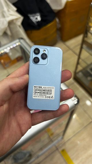 Mini telefono iPhone Soyes sx15