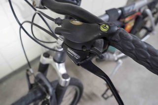 Bicicleta de montaña GIANT de 26"