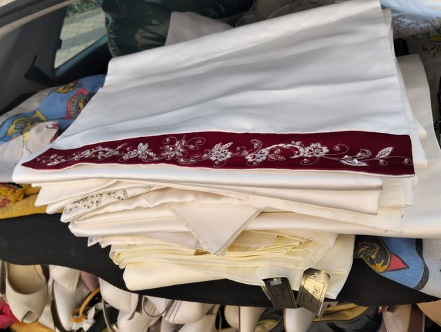 Lote 100 Pañuelos y fulares