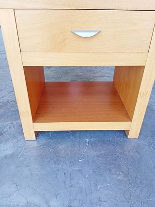 MESITA DE MADERA