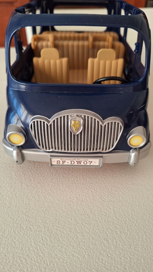 Coche familiar silvanyan family