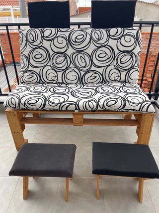 OFERTON Banco de jardin, muy nuevo con colchoneta