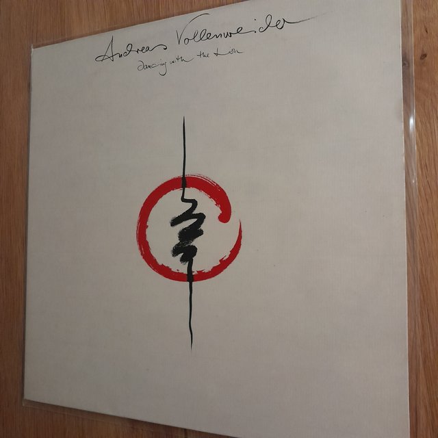 Dancing With The Lion - Andreas Vollenweider