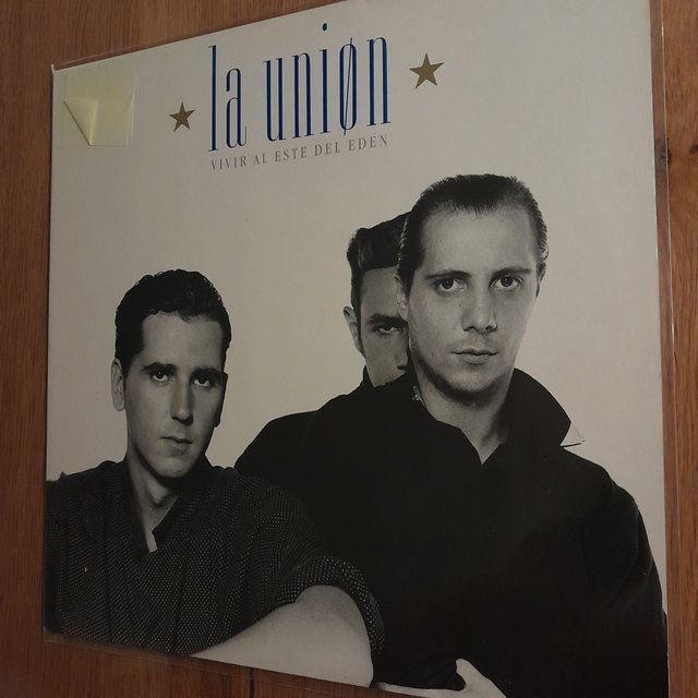 Vivir Al Este Del Edén - La Unión