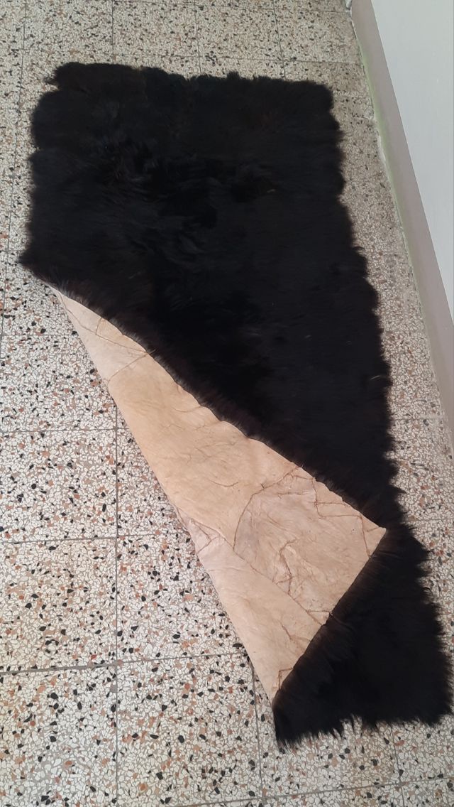 Tappeto morbido nero, pelle 150×65sm