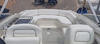 BARCO A MOTOR SEARAY