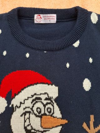 Jersey navideño T S. Medidas en descripción 
