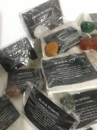 Colección piedras semipreciosas: coral, onix ...