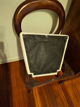 Mesa de comedor y 6 sillas anticuario