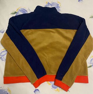 Sudadera Polar NIKE de la talla M niña