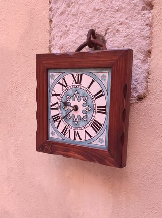 Orologio piccolo in ceramica