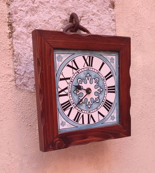 Orologio piccolo in ceramica