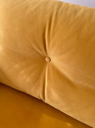Sofá Amarillo Maison du Monde 3-4 plazas