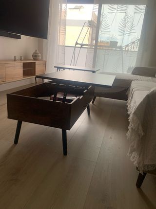 Mesa elevable marrón retro vowner sin abrir.