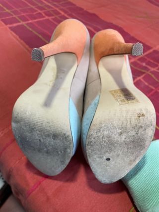 Zapatos tacon beige
