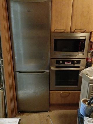 Frigorífico con congelador