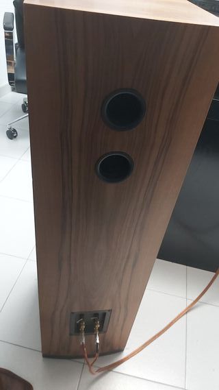 Altavoces RCF Mytho4