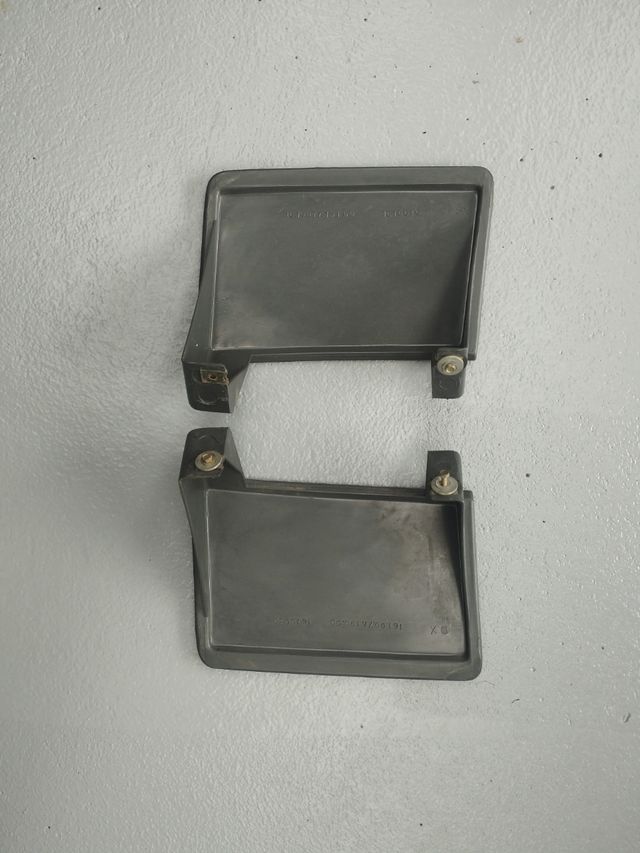 Tapas Alfa Romeo 75 60740978 / 60740977