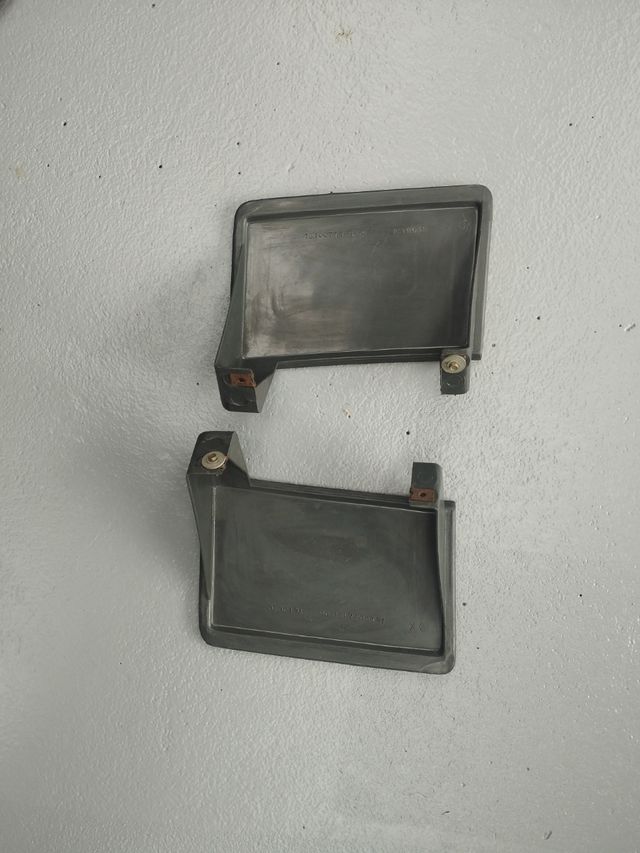 Tapas Alfa Romeo 75 60740978 / 60740977